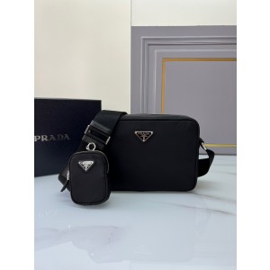 프라다&아디다스 남녀공용가방 2VH142