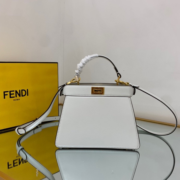 펜디 여자가방 335