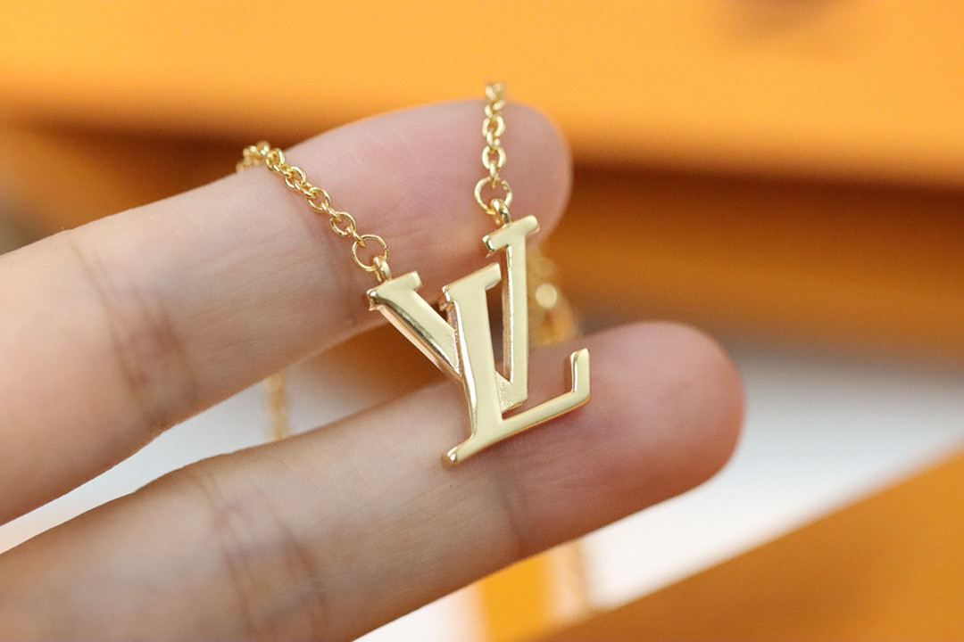 루이비통 목걸이