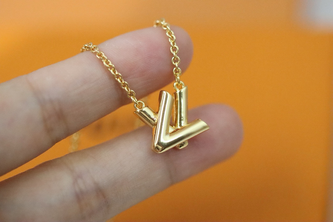 루이비통 목걸이