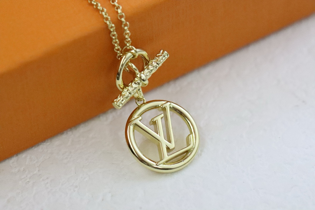 루이비통 목걸이