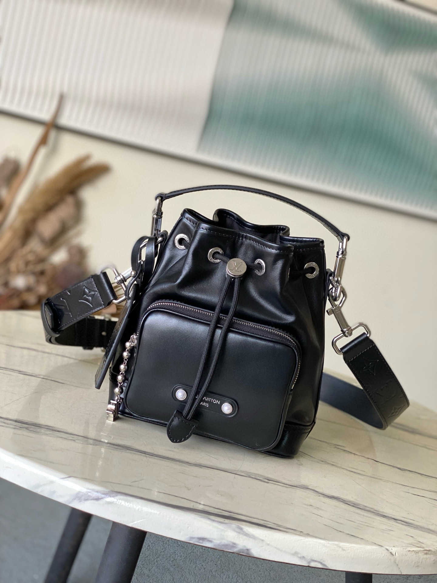 루이비통 M13985 남녀공용가방