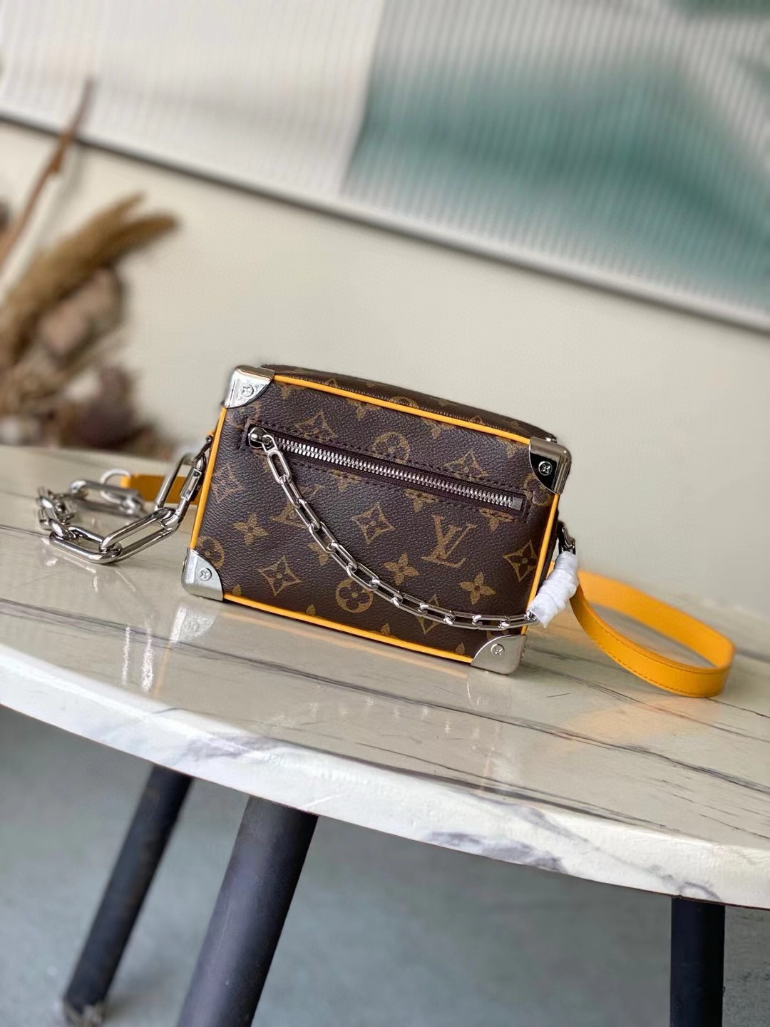 루이비통 M12767 남자가방