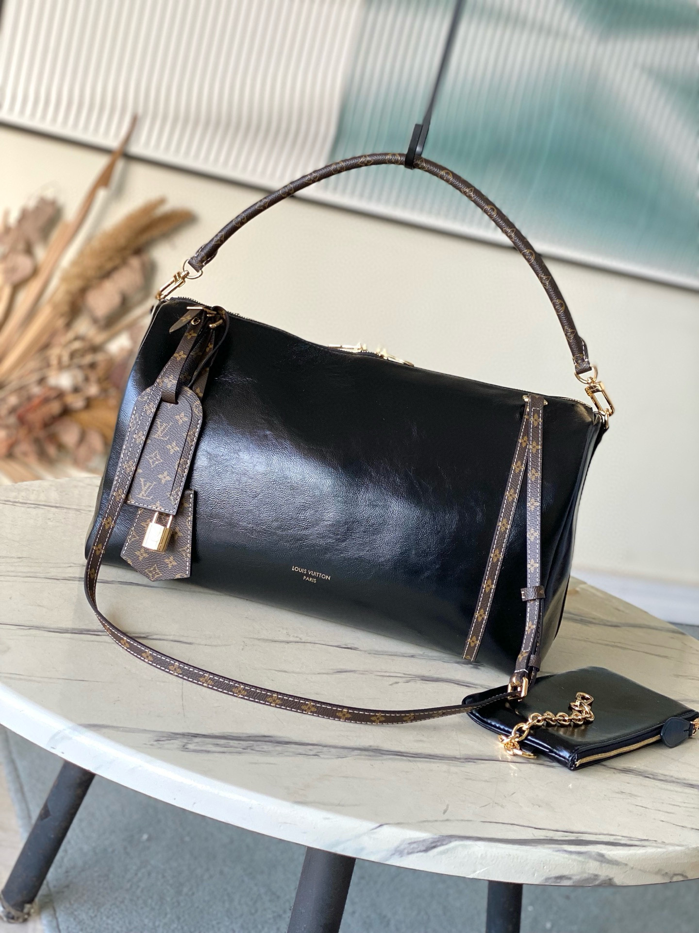 루이비통 M13668 여자가방