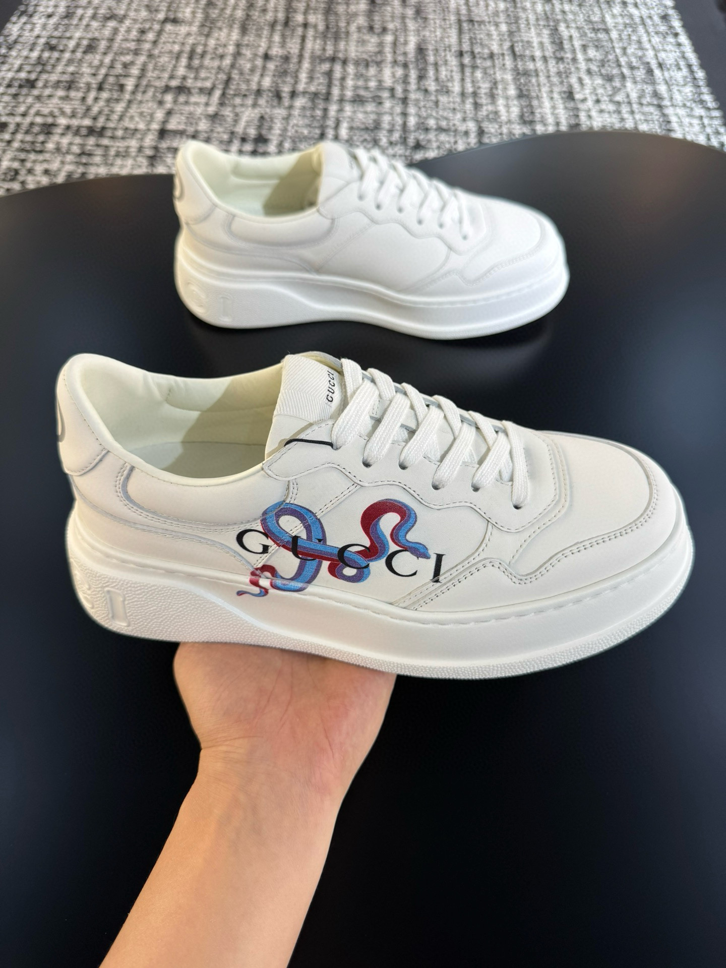 구찌 남녀공용 신발 운동화 스니커즈