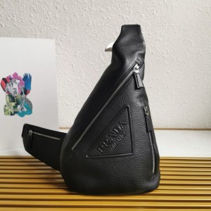 프라다 2VZ092 남자가방