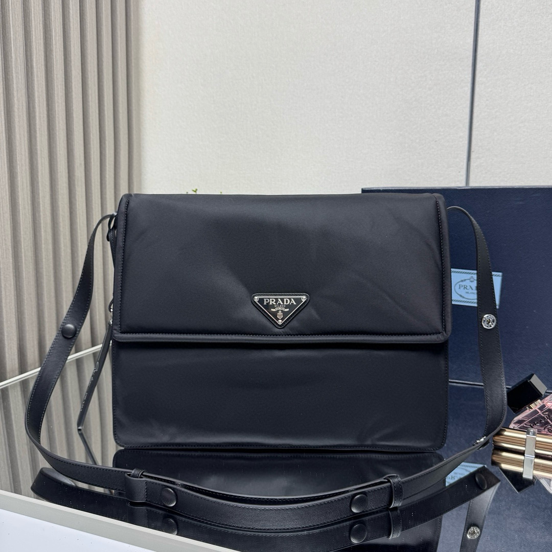 프라다 1BD256 라지 남녀공용가방
