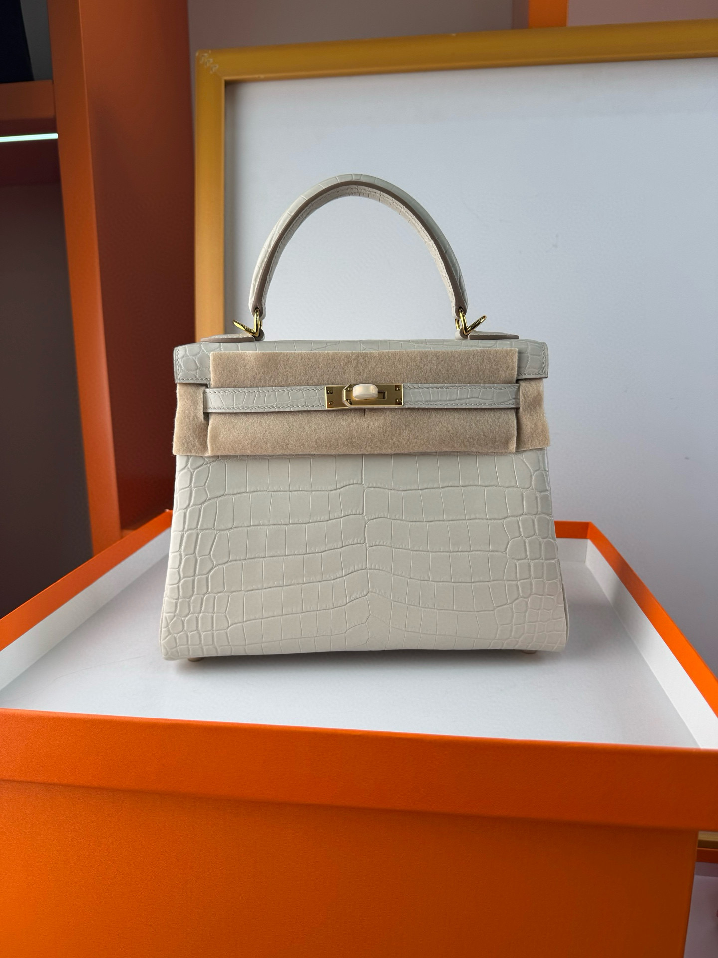 에르메스 켈리백 25 악어가죽 여자가방