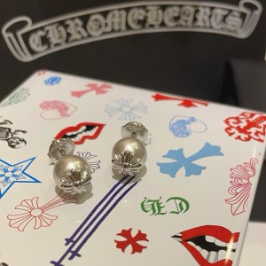 크롬하츠 귀걸이