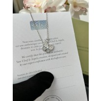 반클리프앤아펠 목걸이