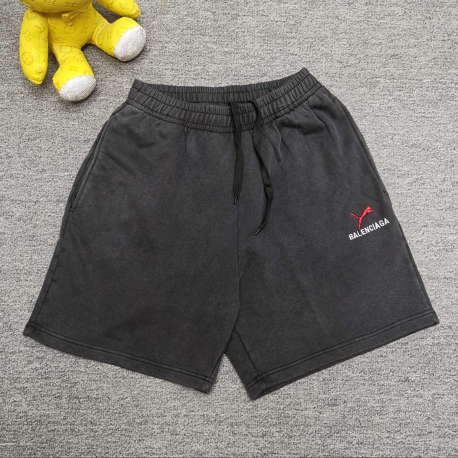 발렌시아가 남녀공용 반바지