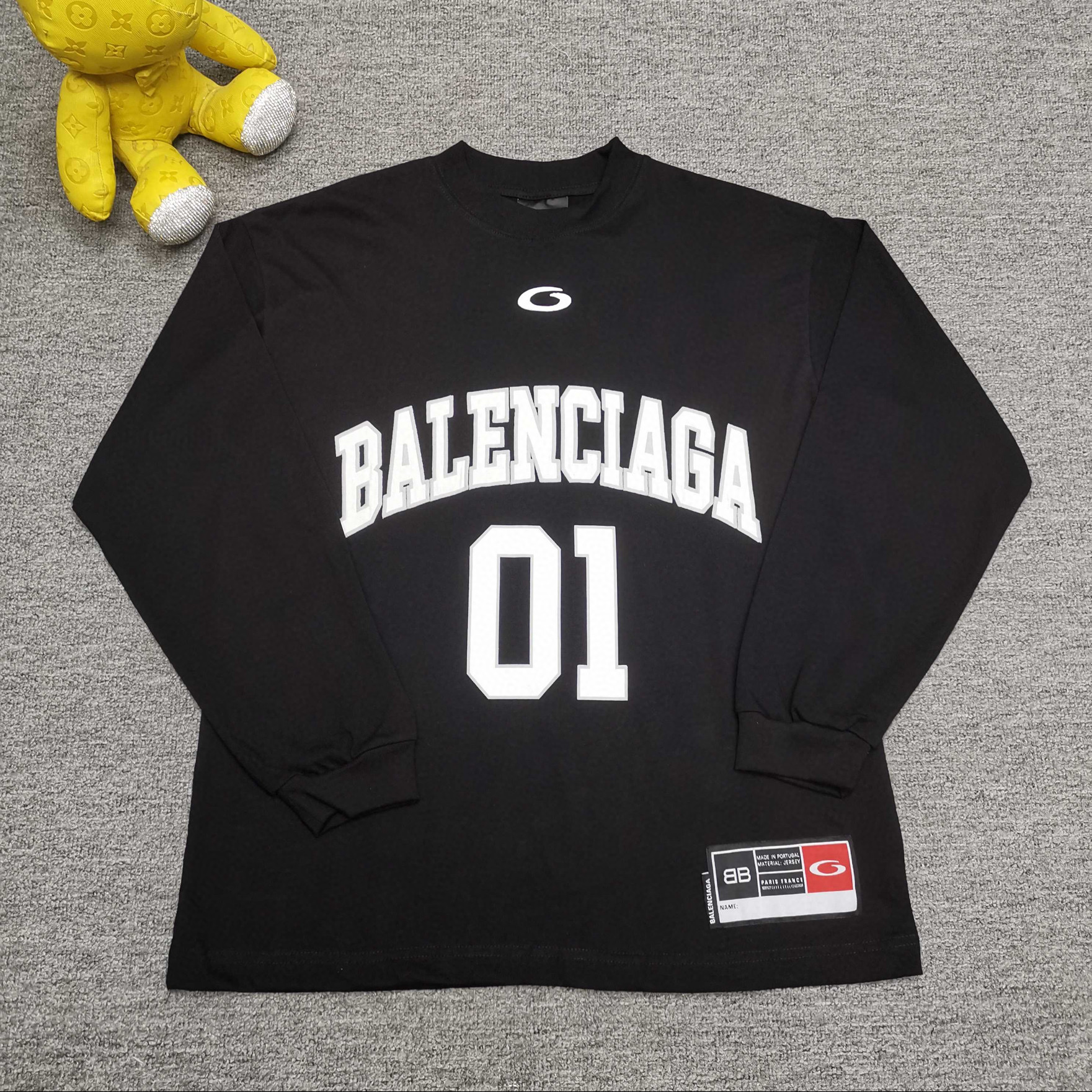 발렌시아가 남녀공용 맨투맨 후드티