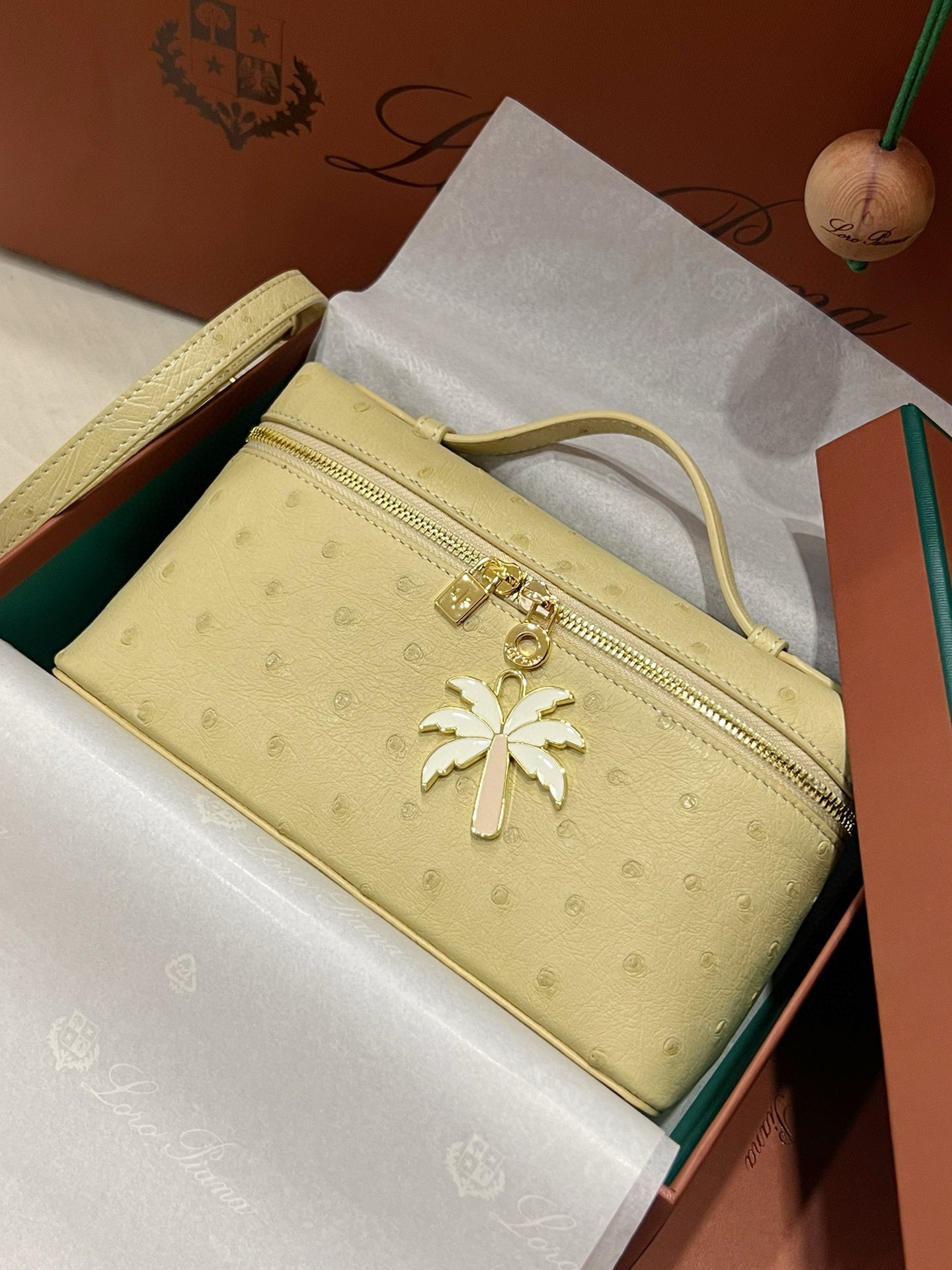 로로피아나 여자가방