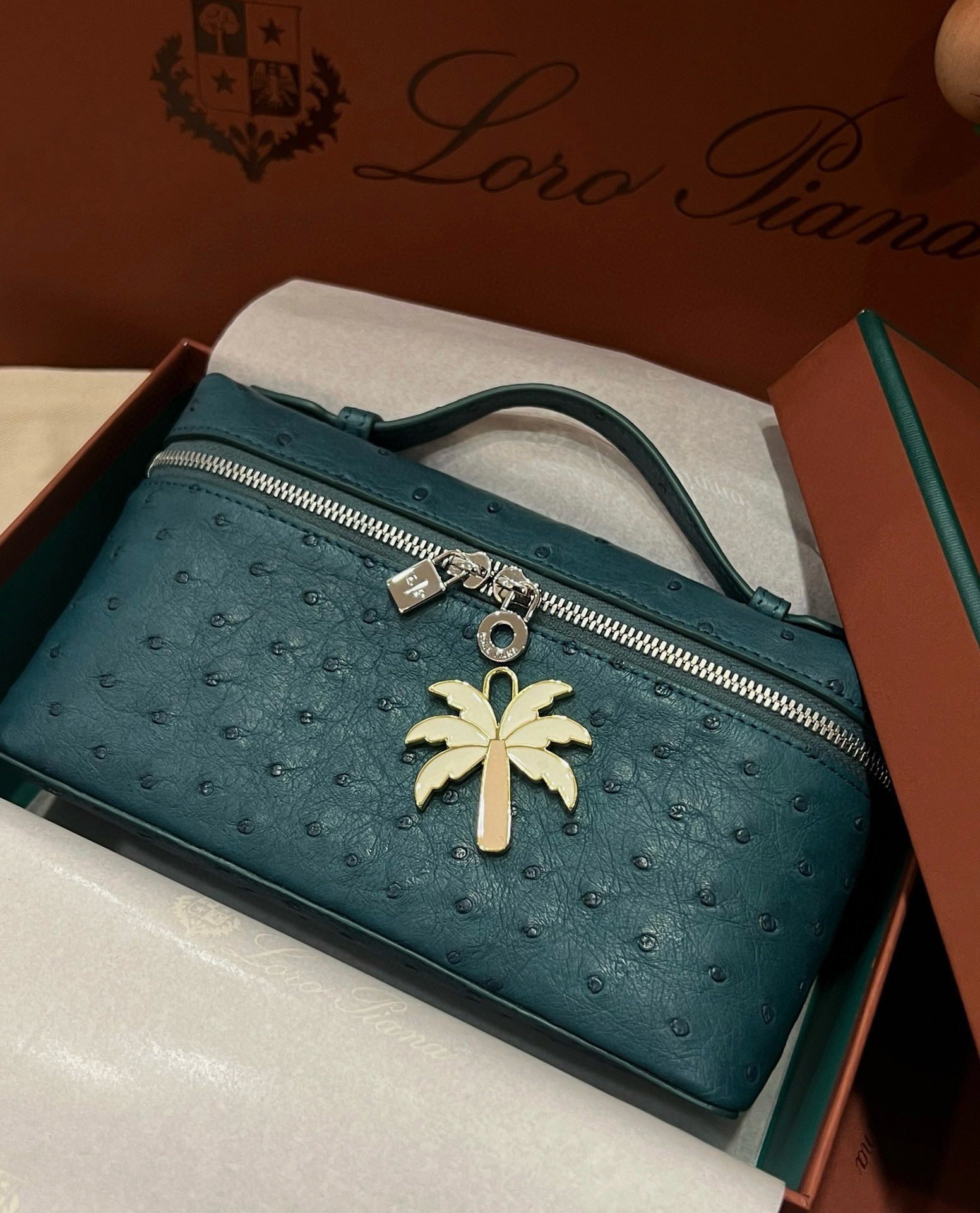 로로피아나 여자가방