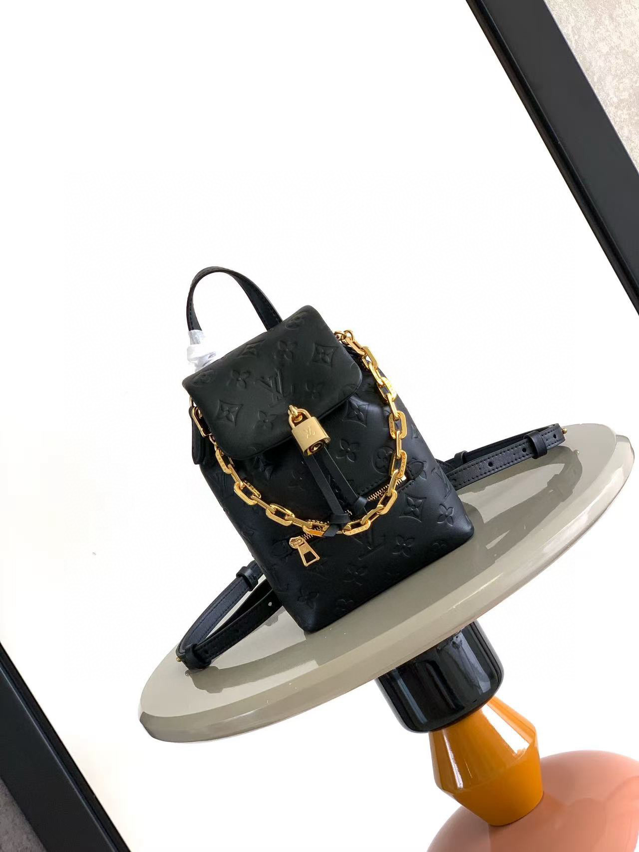 루이비통 M13389 여자가방