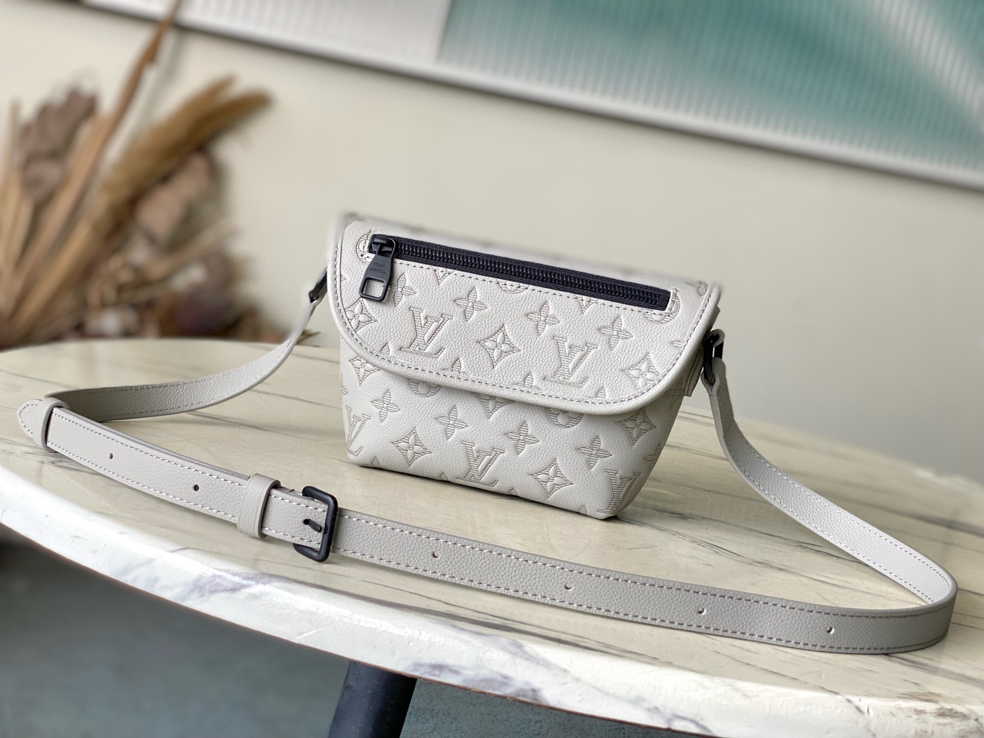 루이비통 M14794 남자가방