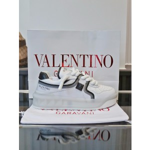 발렌티노 남녀공용 신발 운동화 스니커즈