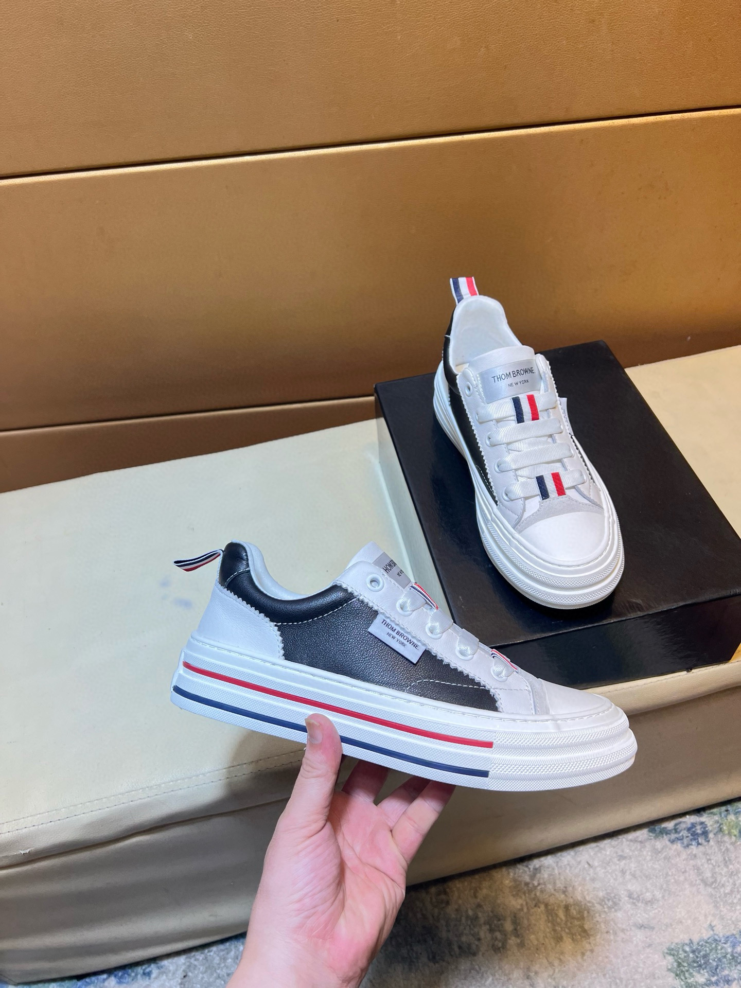 톰브라운 남자 신발 운동화 스니커즈