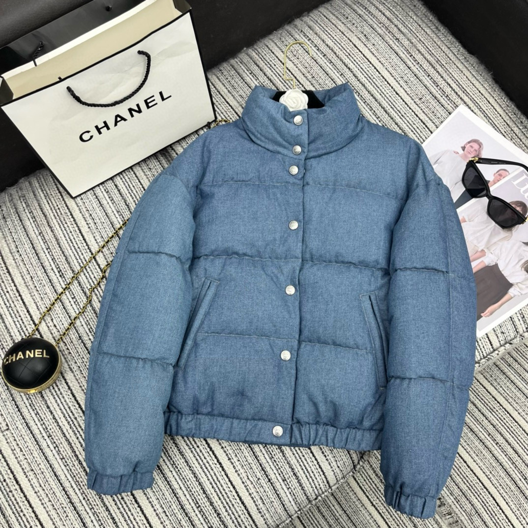 샤넬 여자 패딩