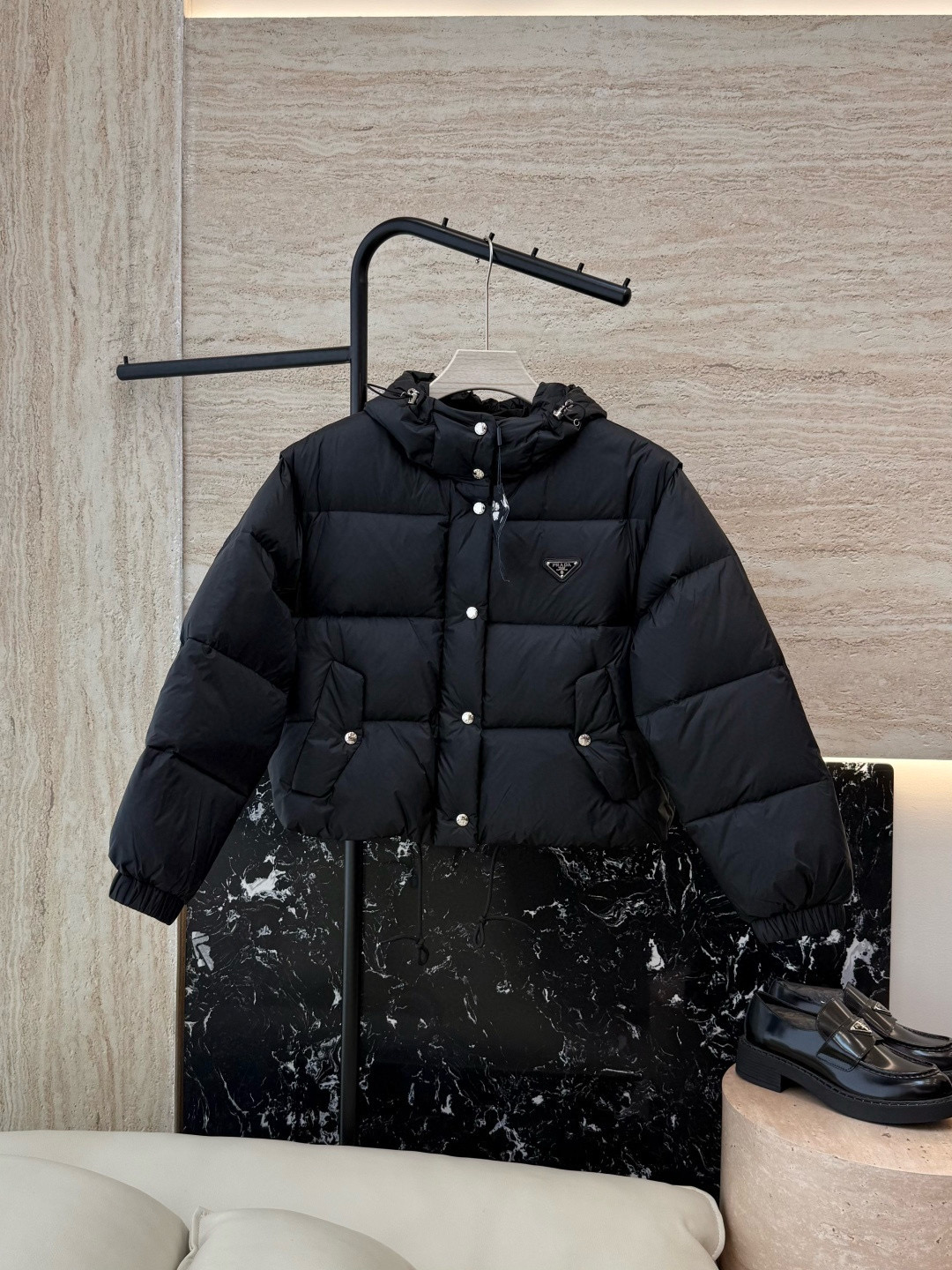 프라다 여자 패딩