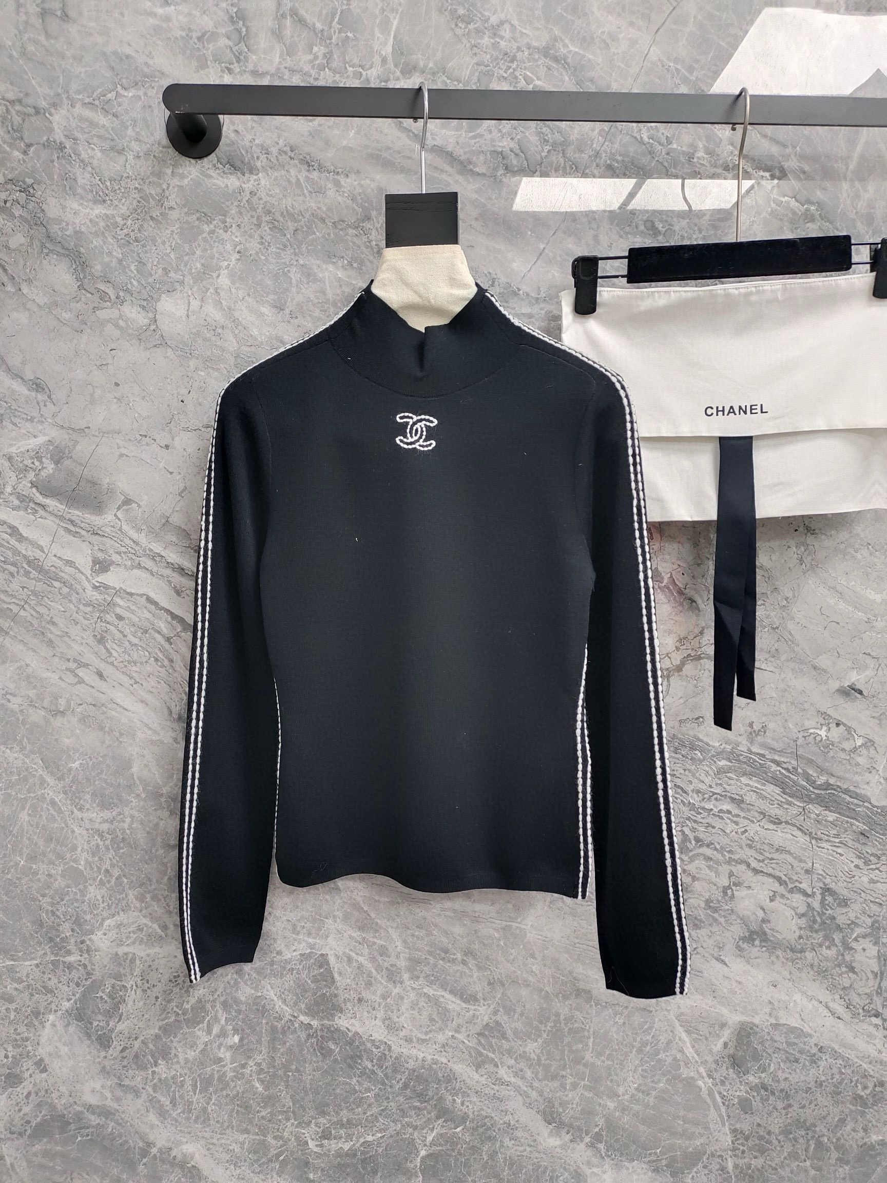 샤넬 여자 후드티 맨투맨