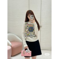 디올 여자 니트