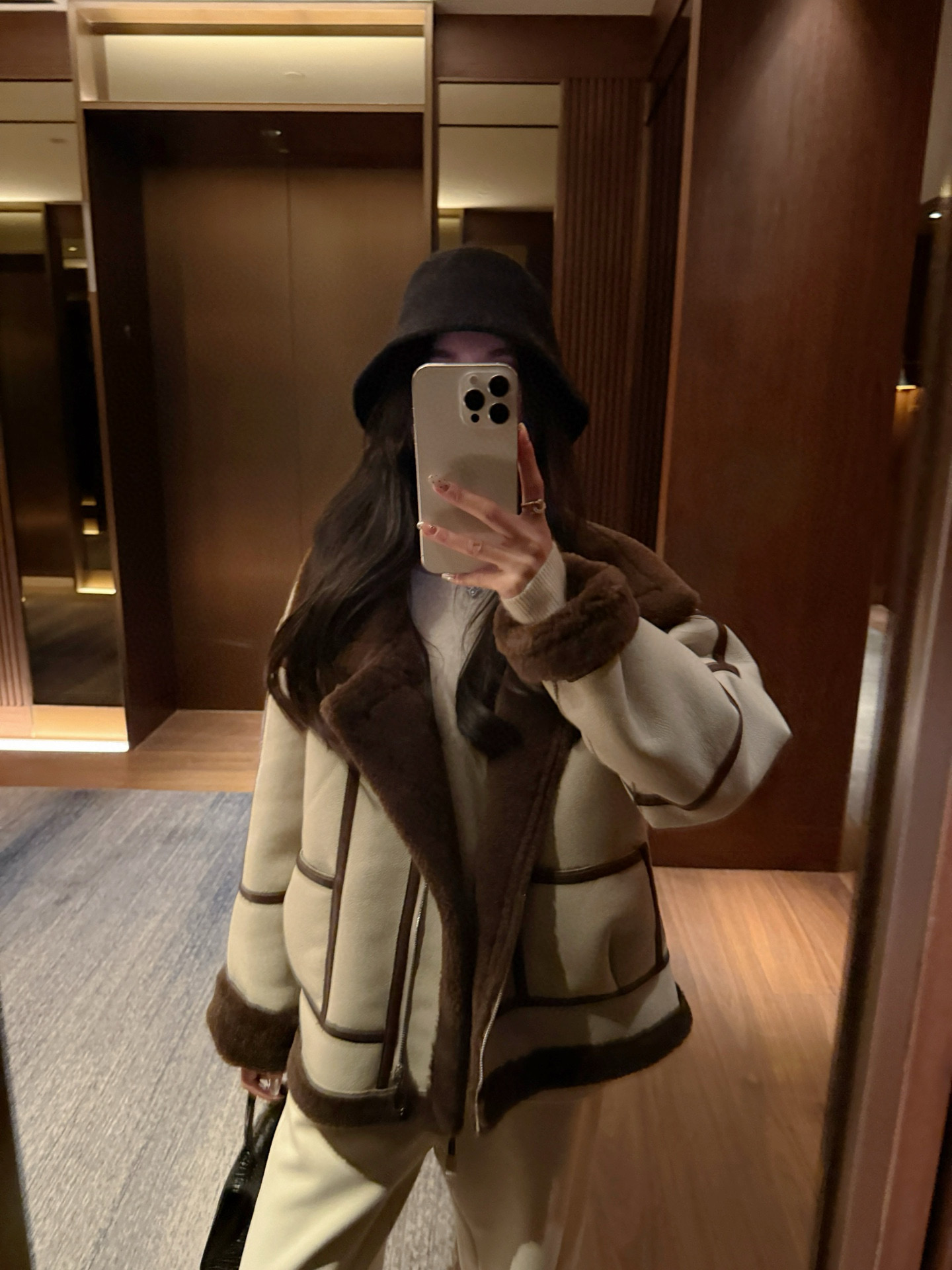 펜디 여자 패딩