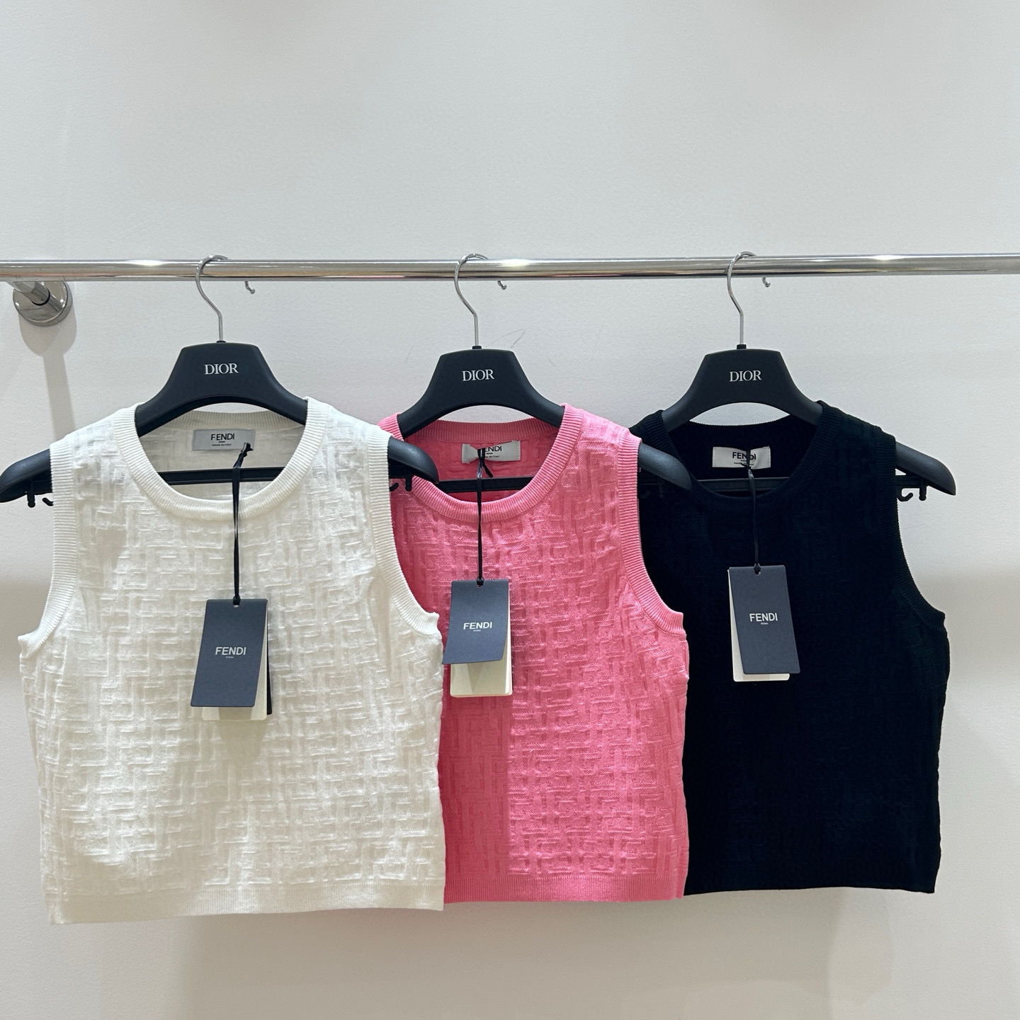 펜디 3컬러 여자 조끼