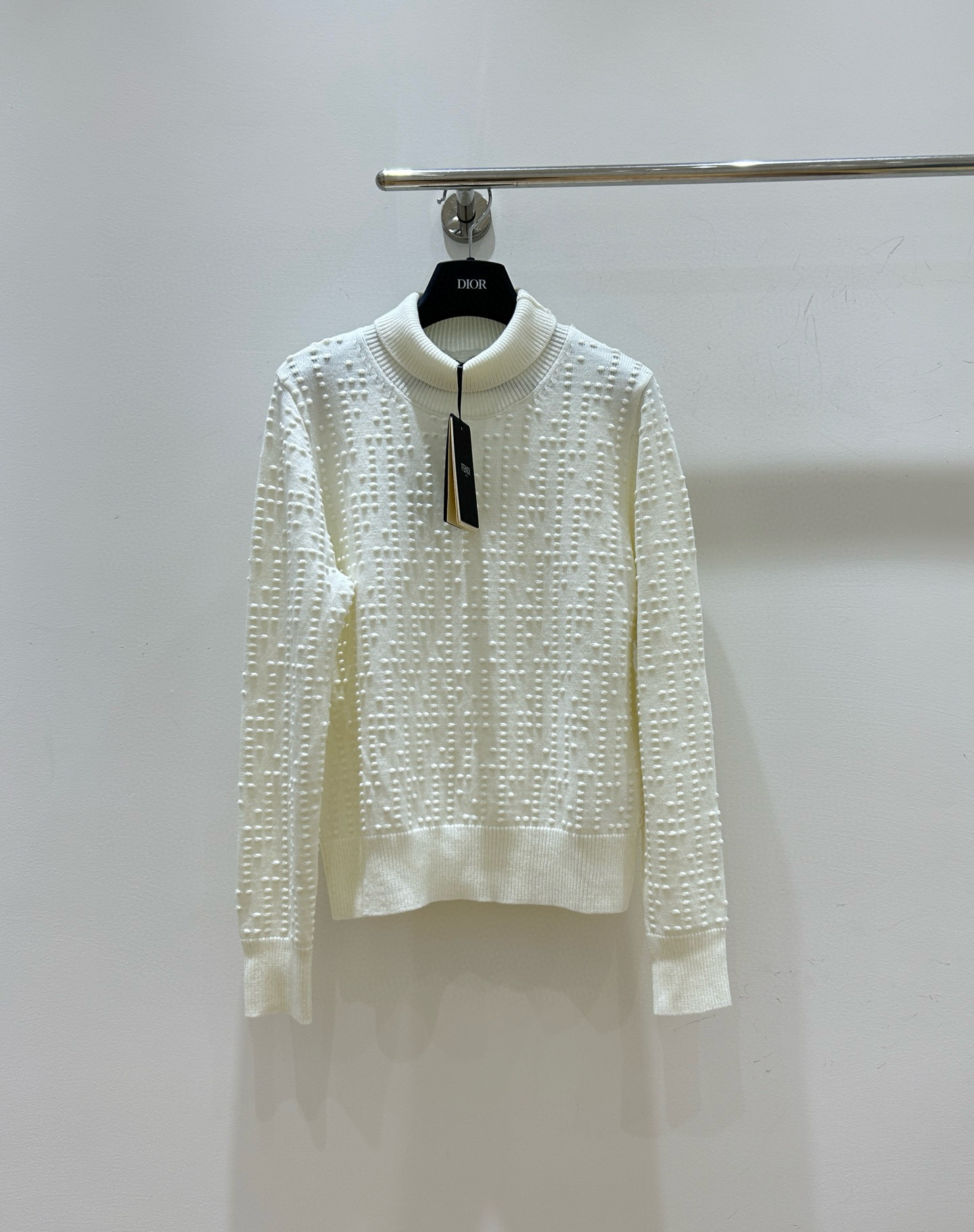 펜디 여자 니트