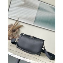 루이비통 M11615 남자가방