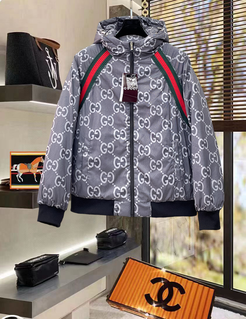 구찌 남자 패딩