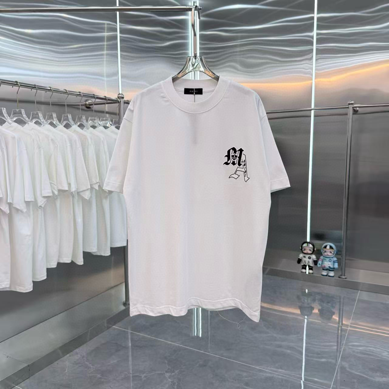 아미 아미리 남자 반팔티