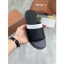 로로피아나 남자 슬리퍼