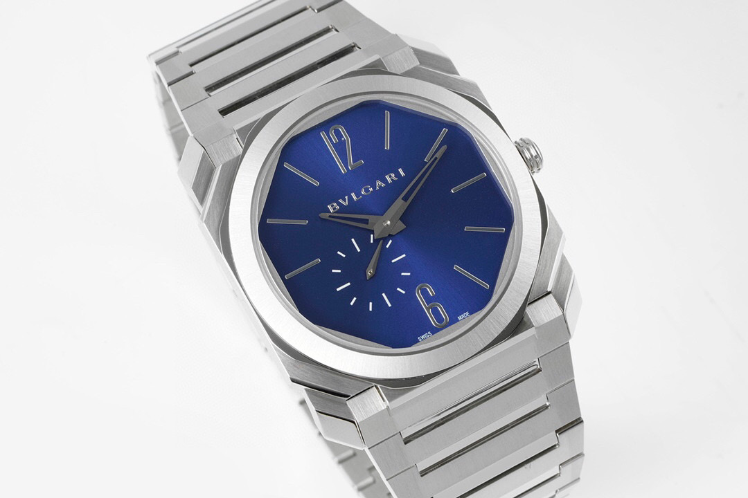 불가리  OCTO공장 미러급 남자 시계