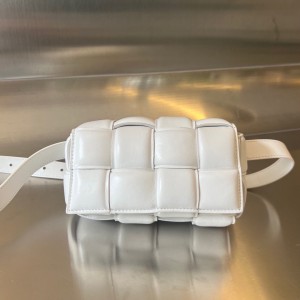 보테가베네타 여자가방 710075