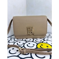 버버리 여자가방