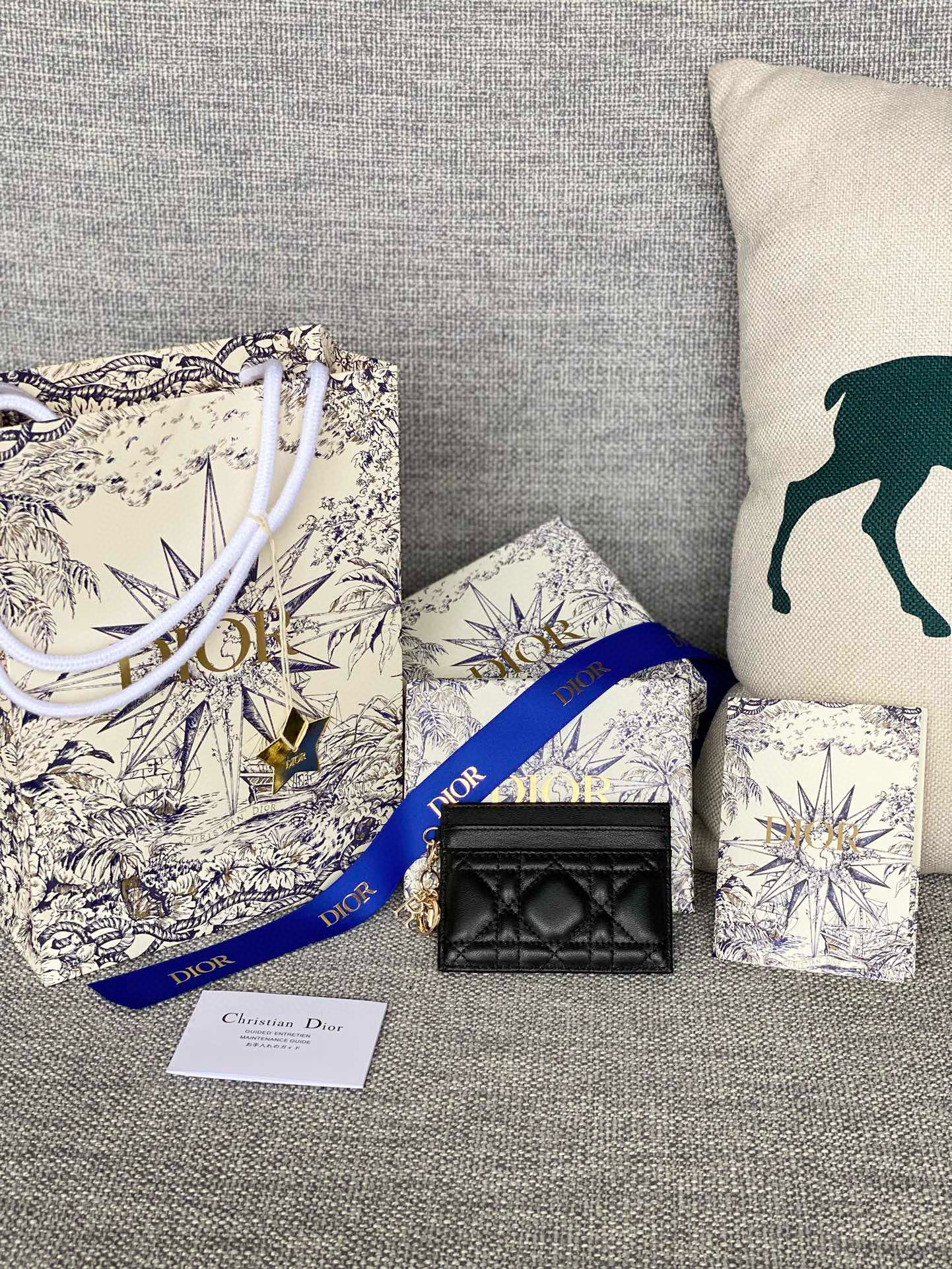 디올 카드지갑  S0974