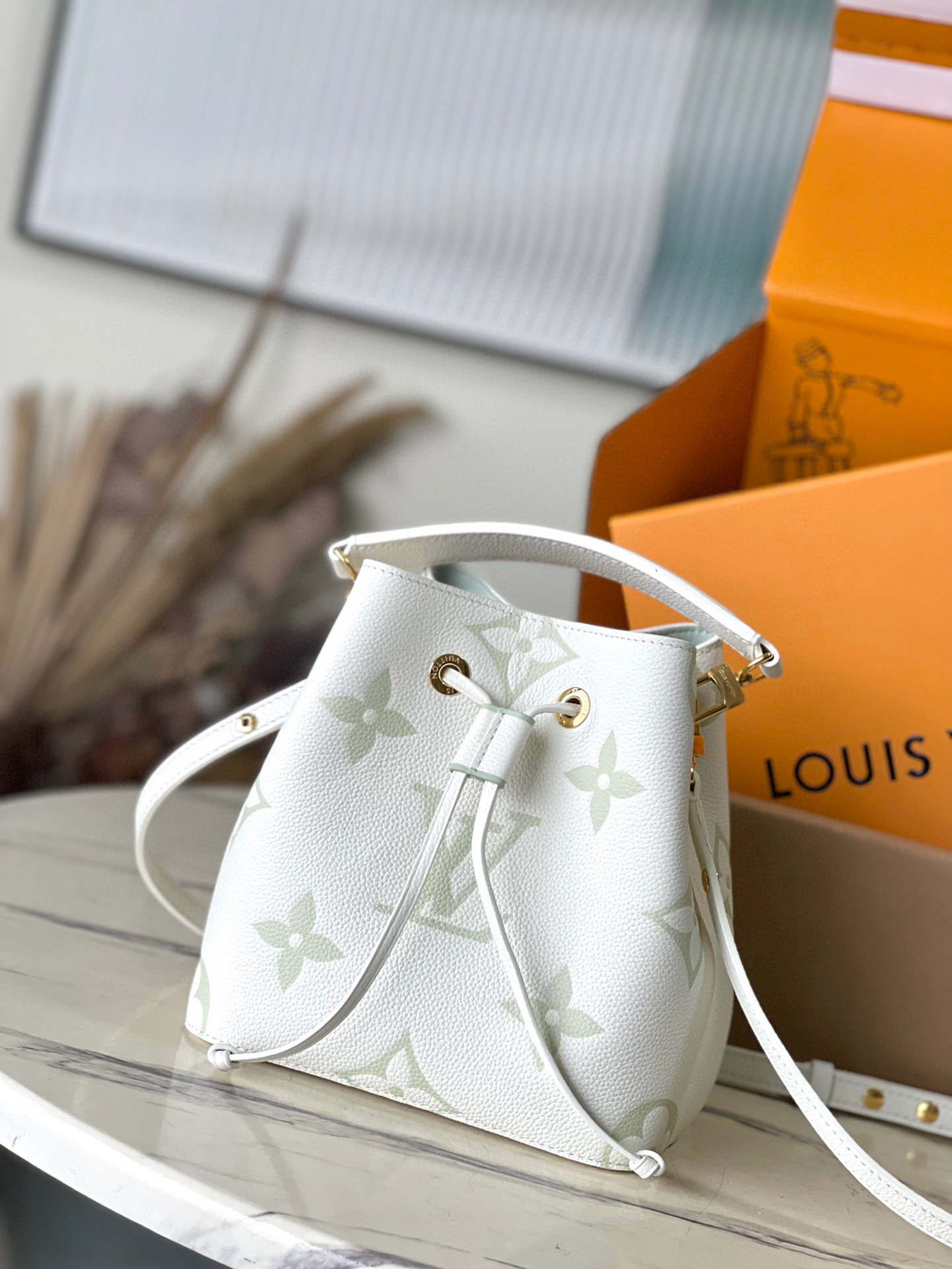 루이비통 여자가방 M24048