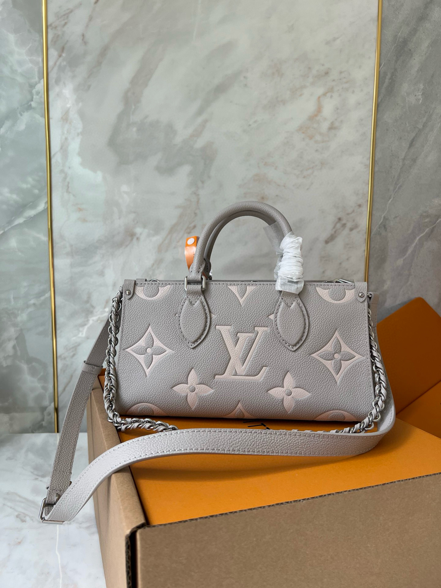 루이비통 M23640 여자가방