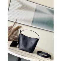 루이비통 M13480 여자가방