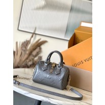 루이비통  M12013 여자가방