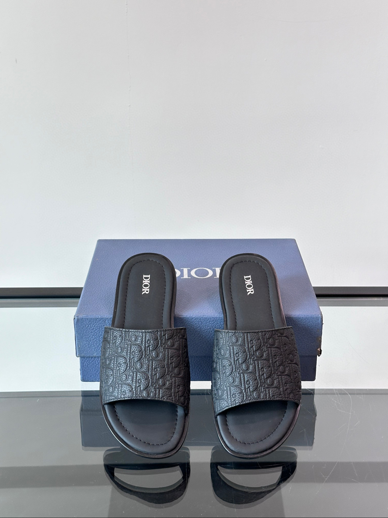 디올 남자 슬리퍼