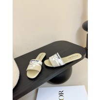 디올 여자 슬리퍼