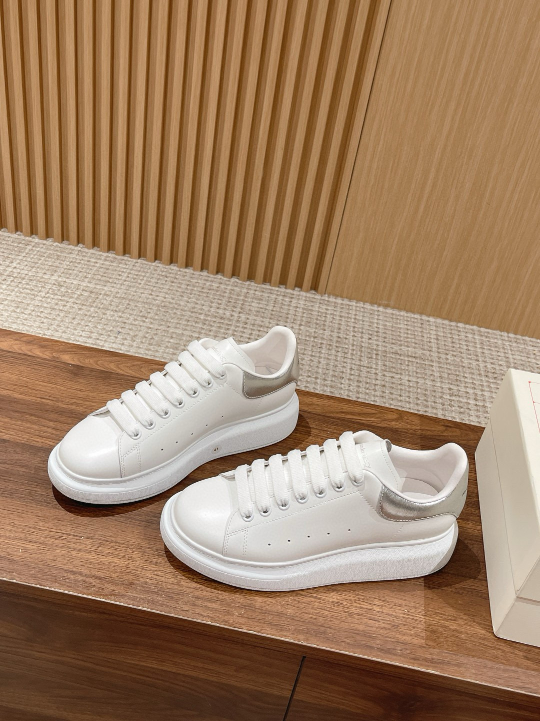 알렉산더 맥퀸 남녀공용 신발 운동화 스니커즈