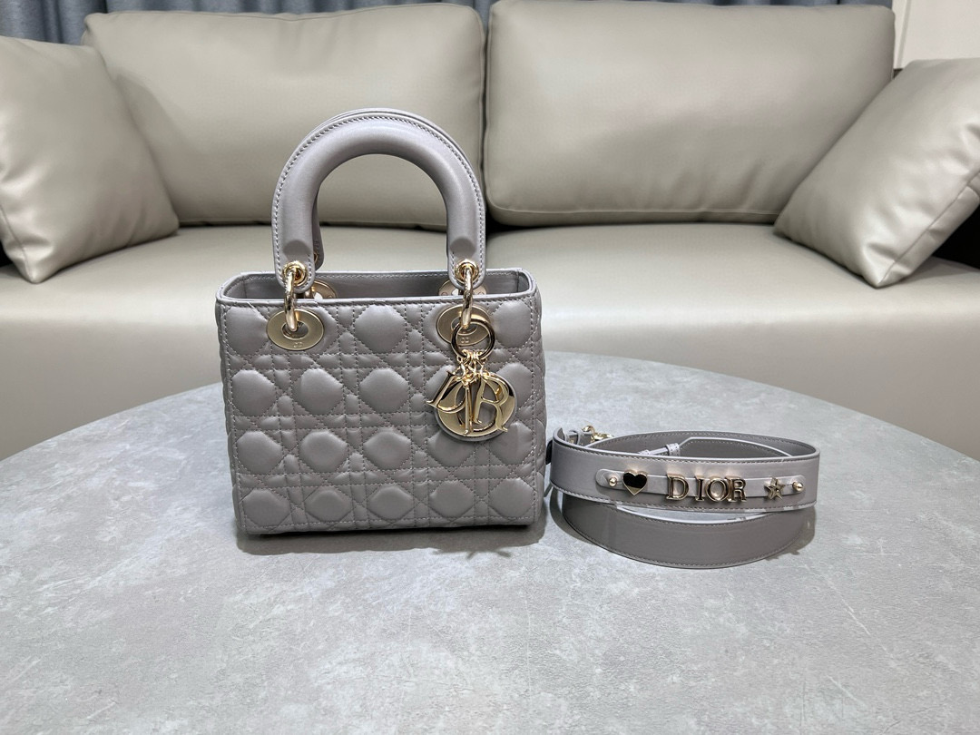 디올 레이디 백 여자가방