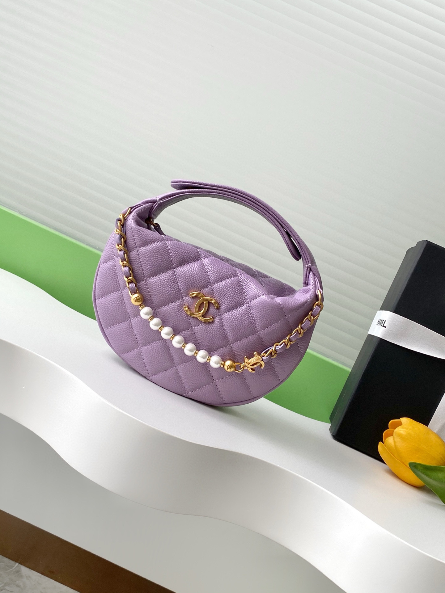 샤넬 여자가방 AP4584