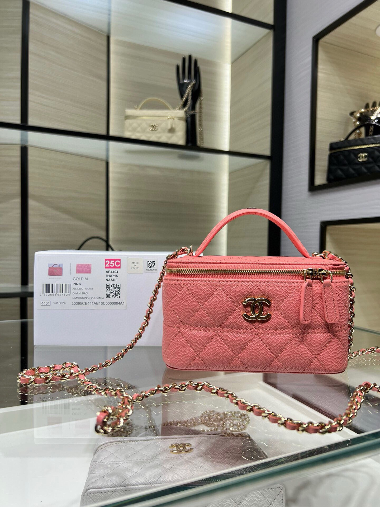 샤넬 여자가방 AP4404Y