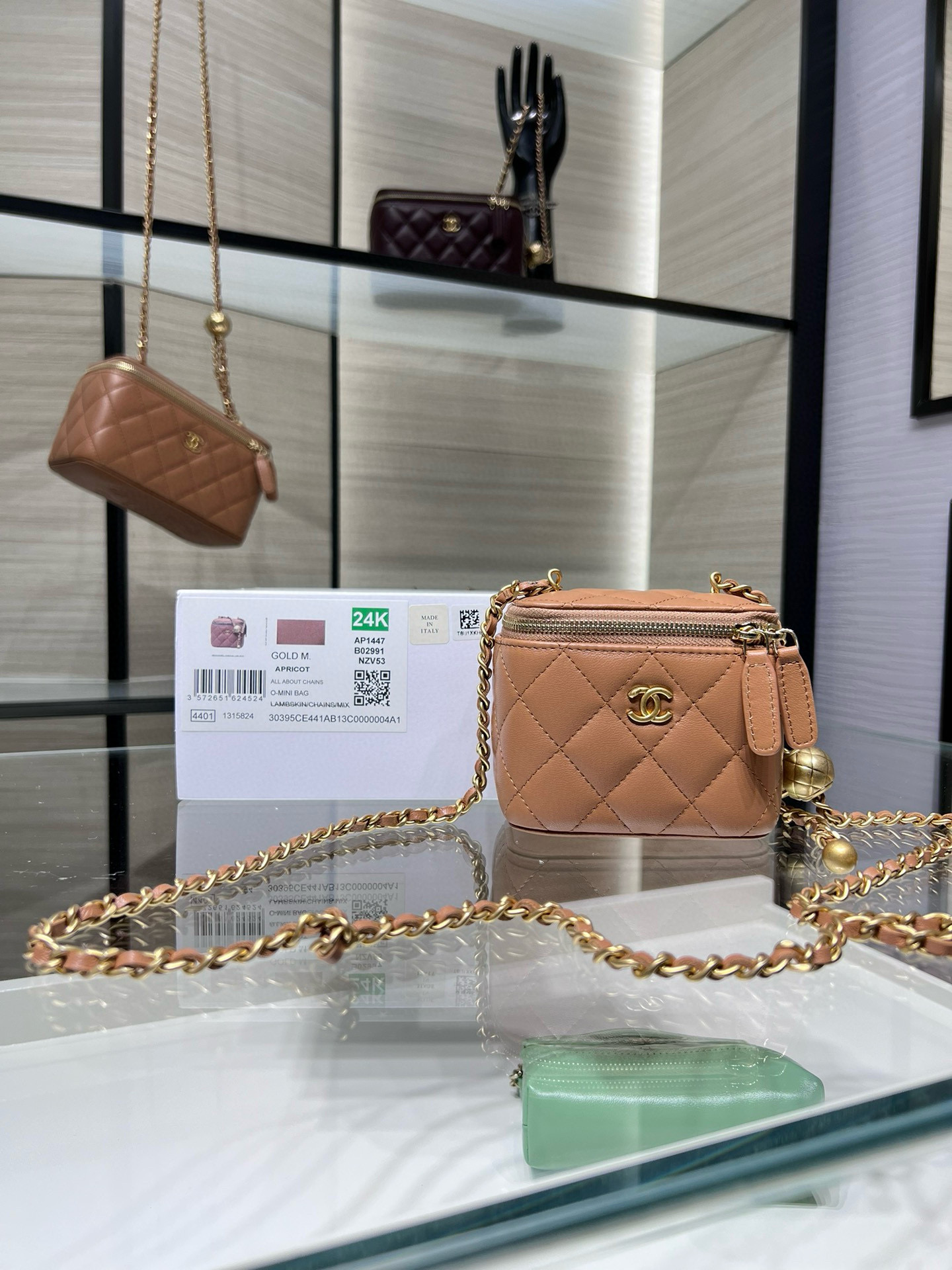 샤넬 여자가방 AP1447Y