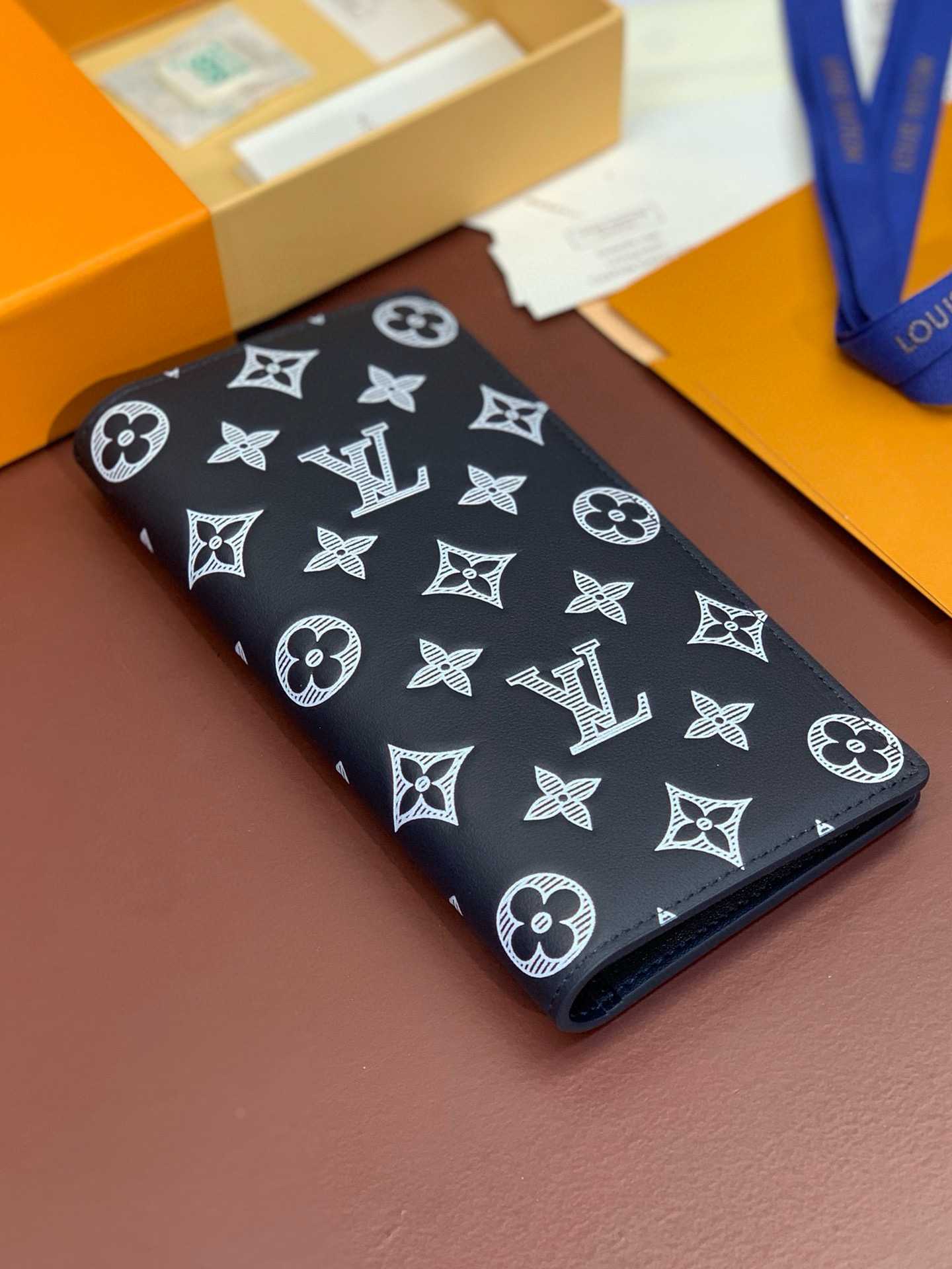 루이비통 남자 장지갑 M61697