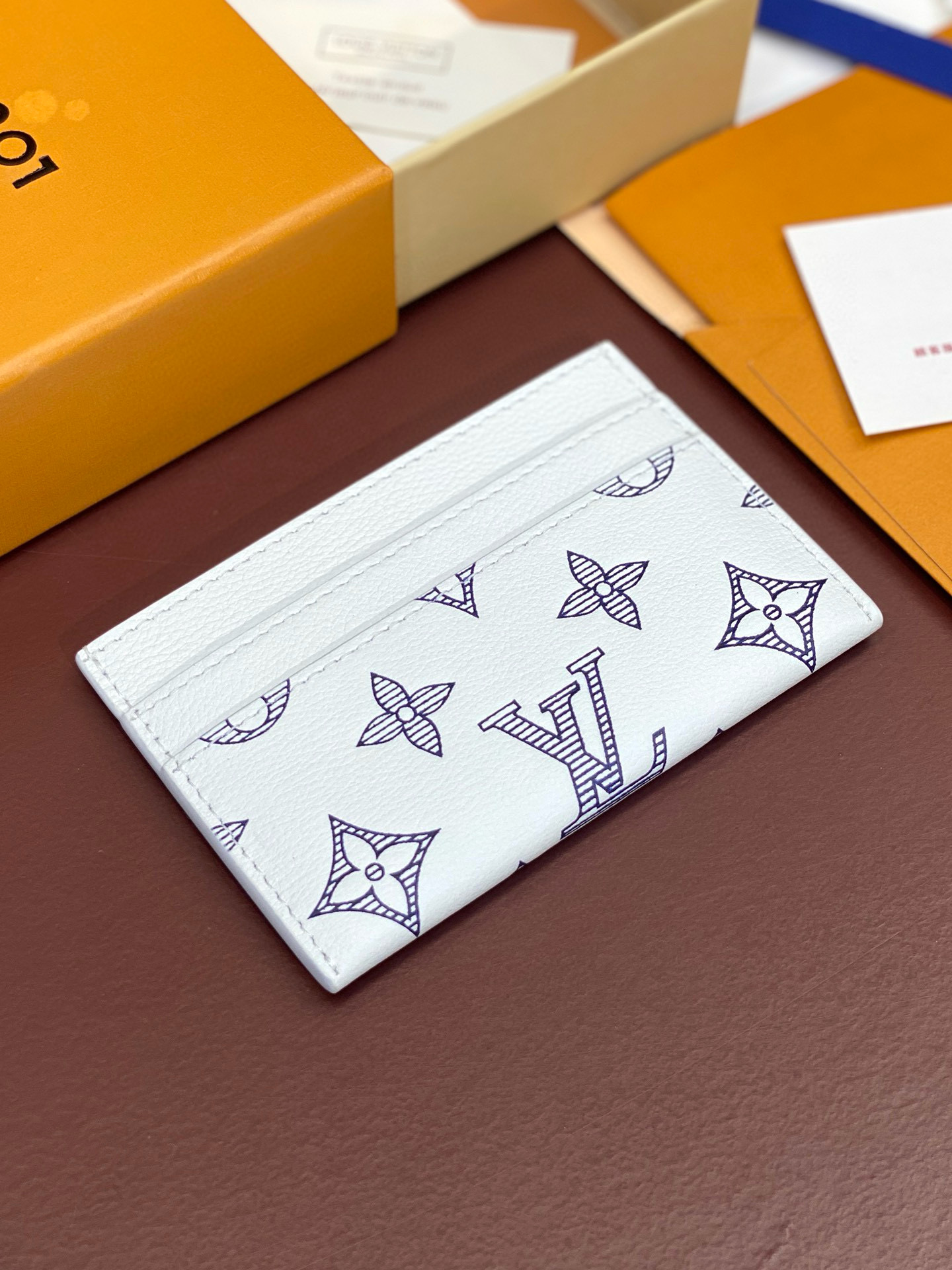 루이비통 카드지갑 M83699